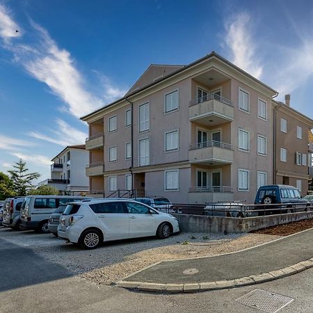 Enjoy At L&C Apartment Rovinj Bagian luar foto